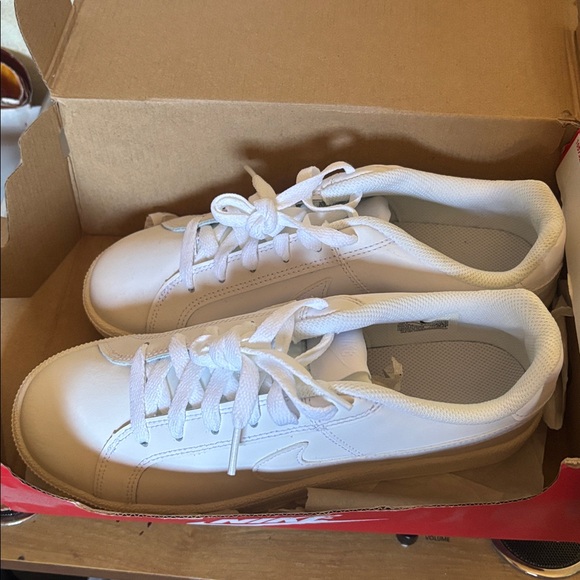 Nike Court Royale 7.5 All-White Casual Sneakers - Picture 6 of 10